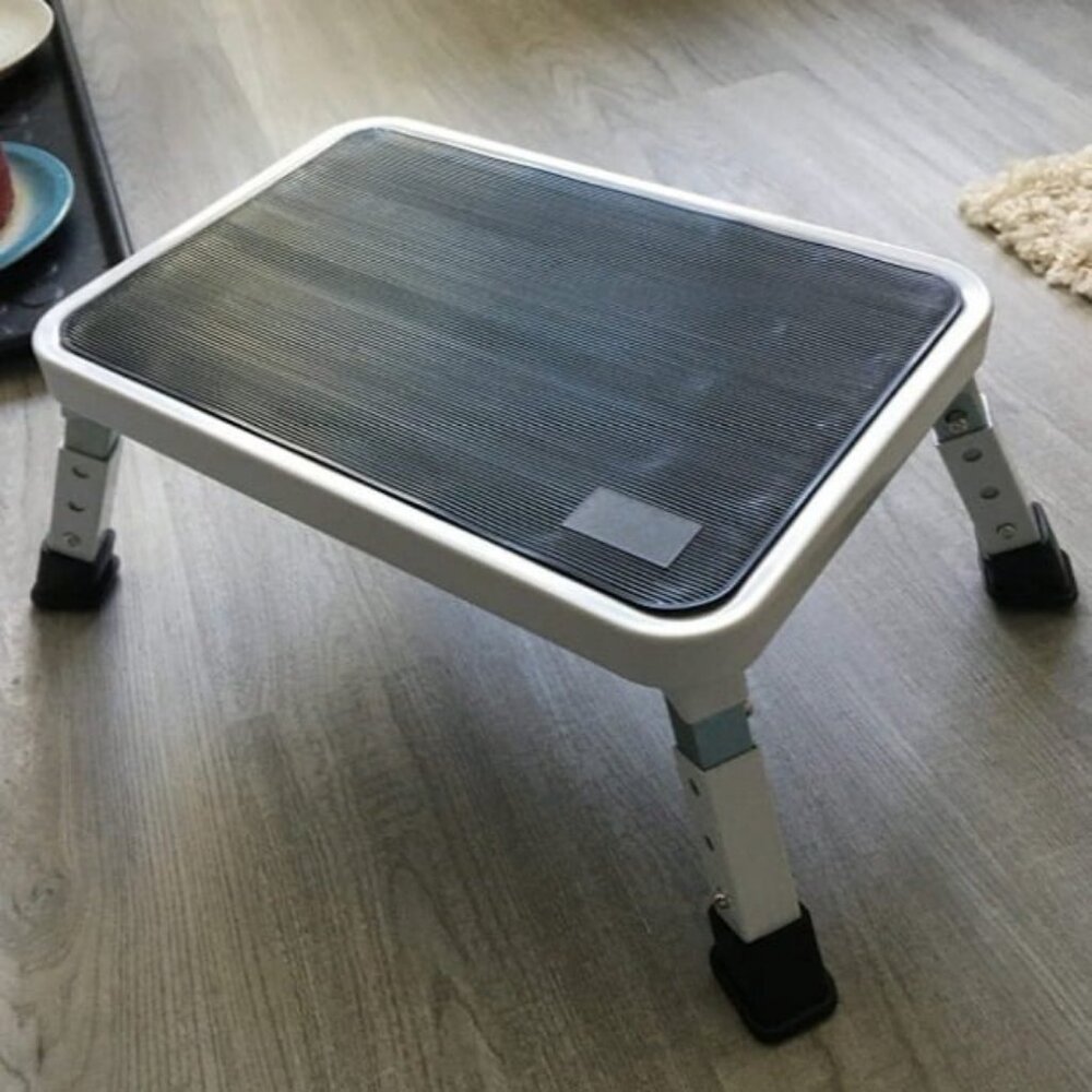 Folding Step Stool, Height-Adjustable Step Stool with Non-Slip Platform
